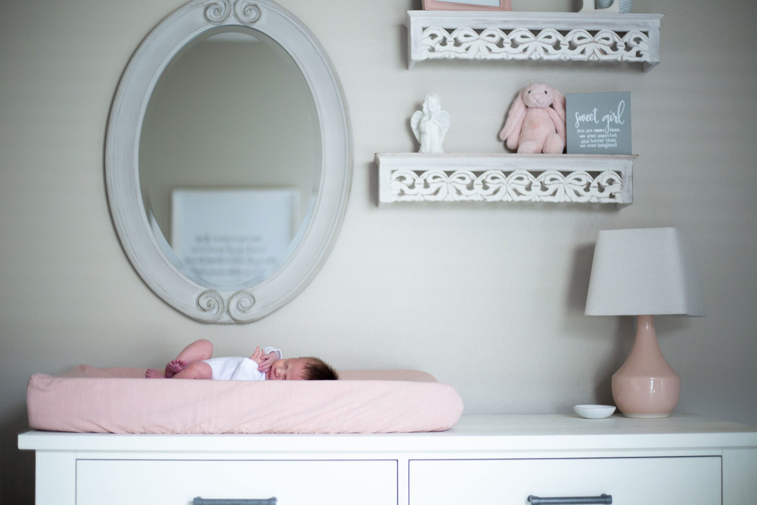 in-home lifestyle newborn photography