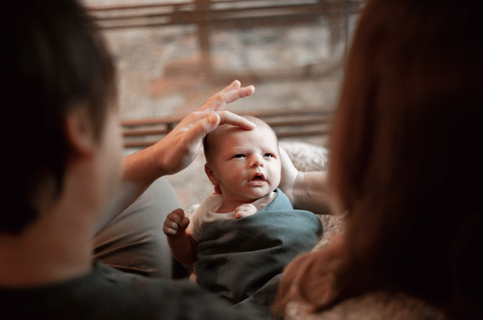 in-home lifestyle newborn photography